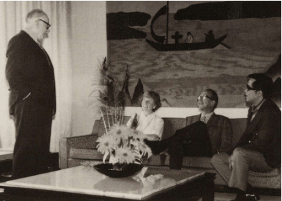 Tai Ping Carpets, Al Rabin (standing), The American Super Salesman Played A Key Role In Tai Ping's Early Days, HKHP