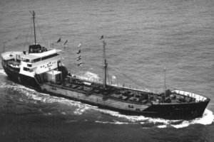 Bantry Bay Shell Tanker HK & Whampoa Dockyard Built