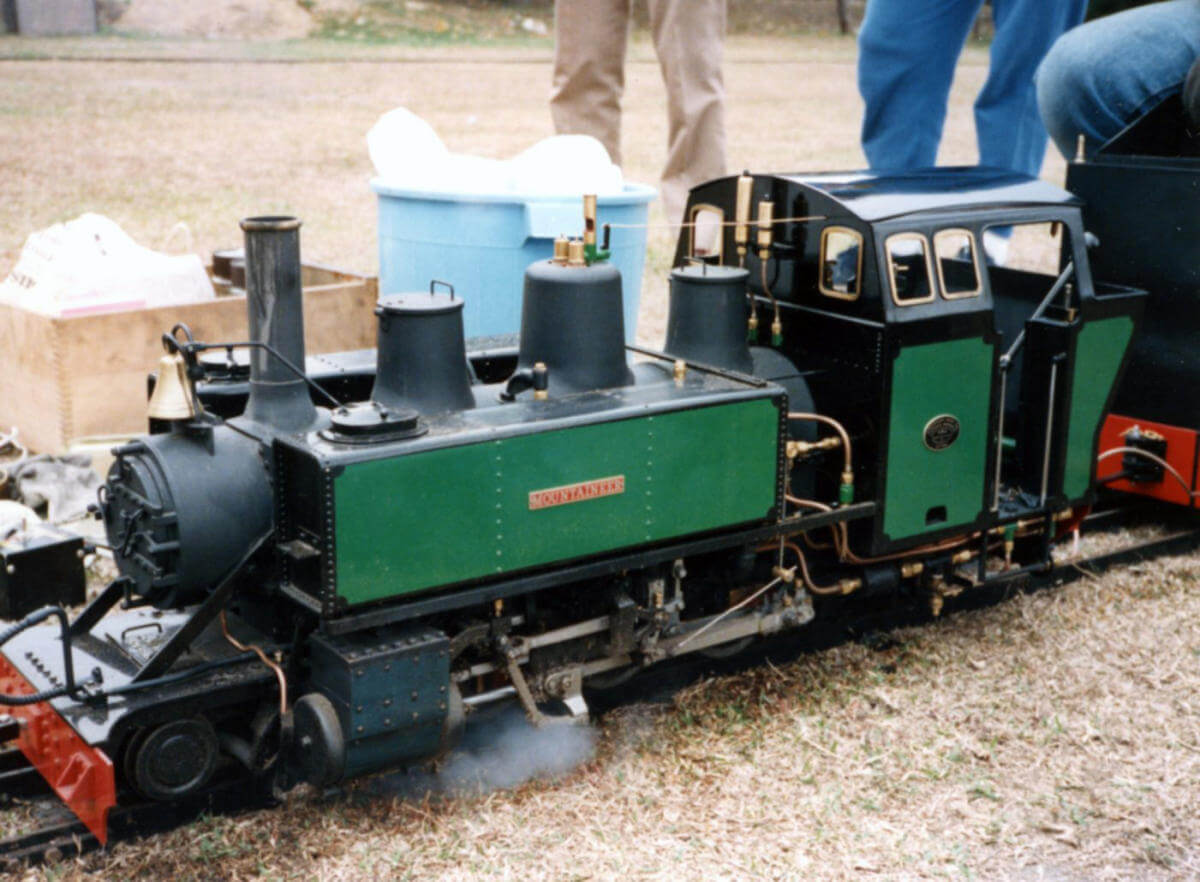 Miniature Railways b2 HKSMEE event-MOUNTAINER-coal fired steam locomotive-entirely built in HK