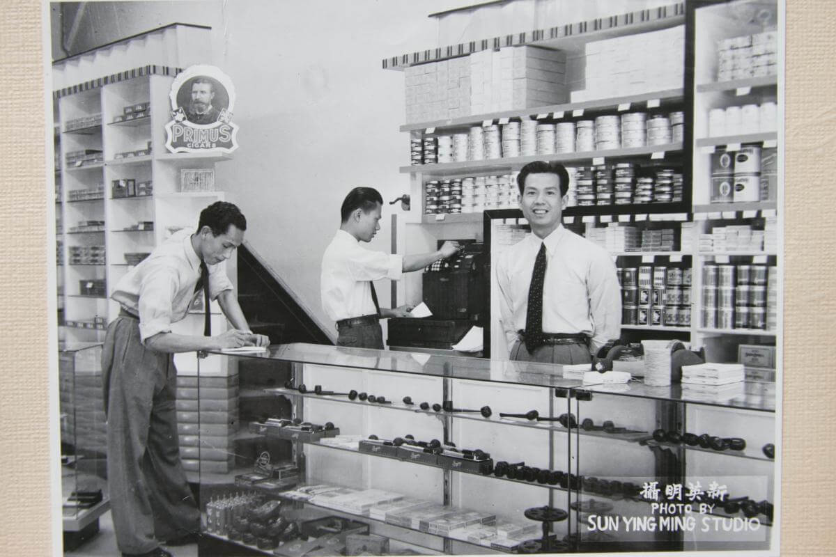 Orient Tobacco Manufactury HK shop Edward Schneider