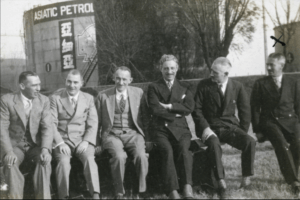 Asiatic Petroleum Company Staff Photo Shanghai 1930s Historical Photographs Of China, University Of Bristol